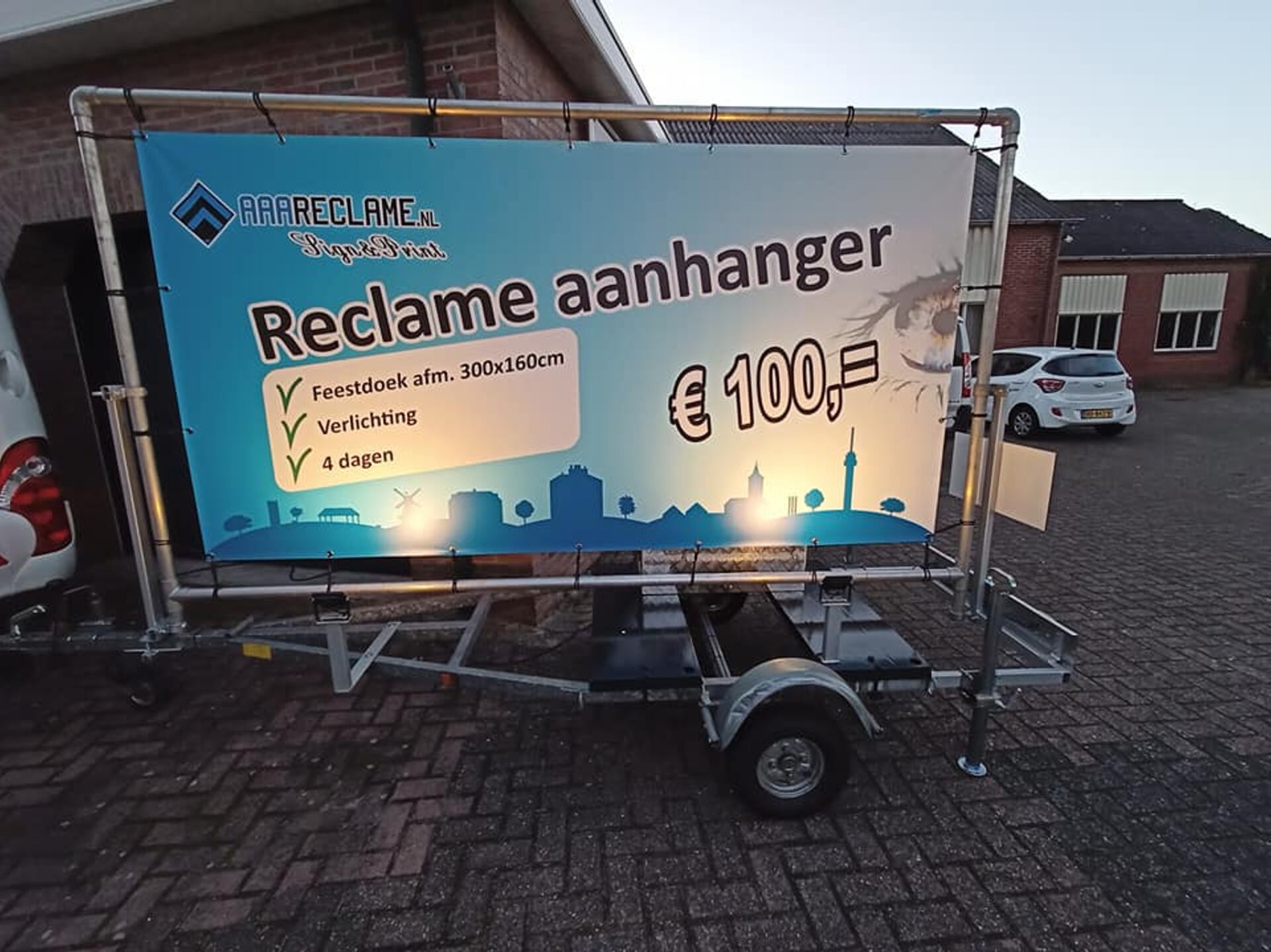 Aanhanger incl. Feestdoek - Afbeelding 1